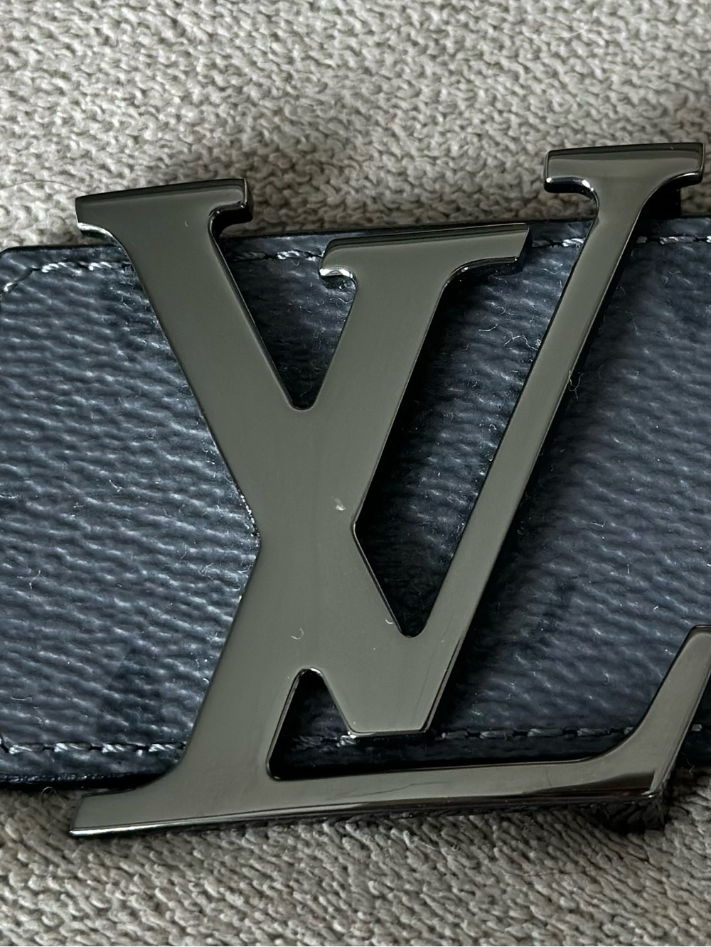 Louis Vuitton LV Initiales 40mm Monogram Reversible Belt Size 95cm - Picture 6 of 10
